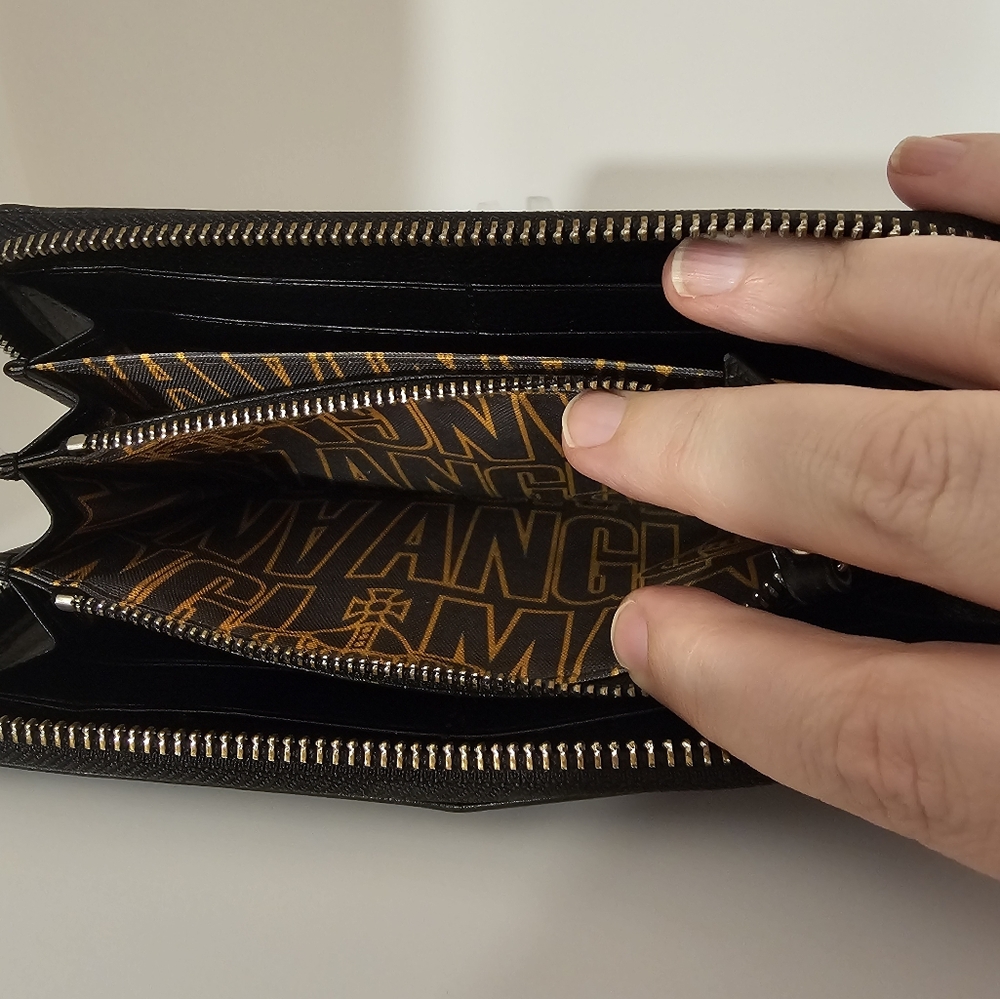 Vivienne Westwood Black Long Wallet - Picture 3 of 5